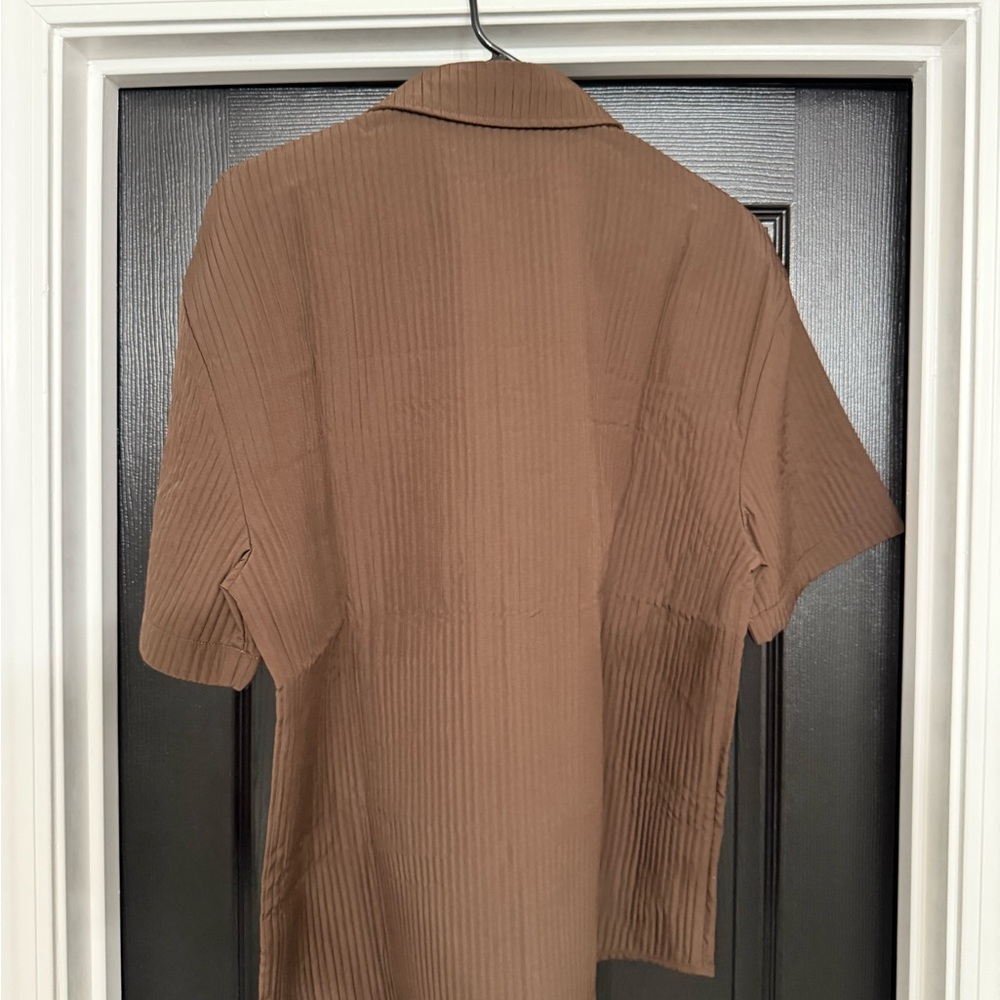 Boohoo Brown Casual Button Down Shirt View 4